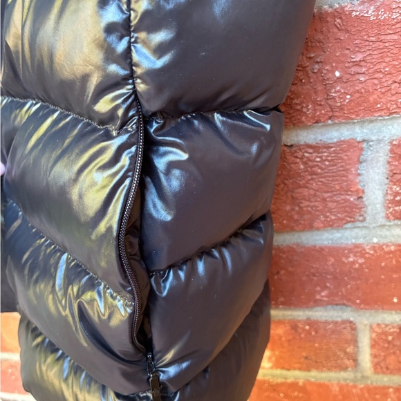 ‼️Moncler‼️ Ghany Down Vest.
Size 1. - Picture 12 of 16